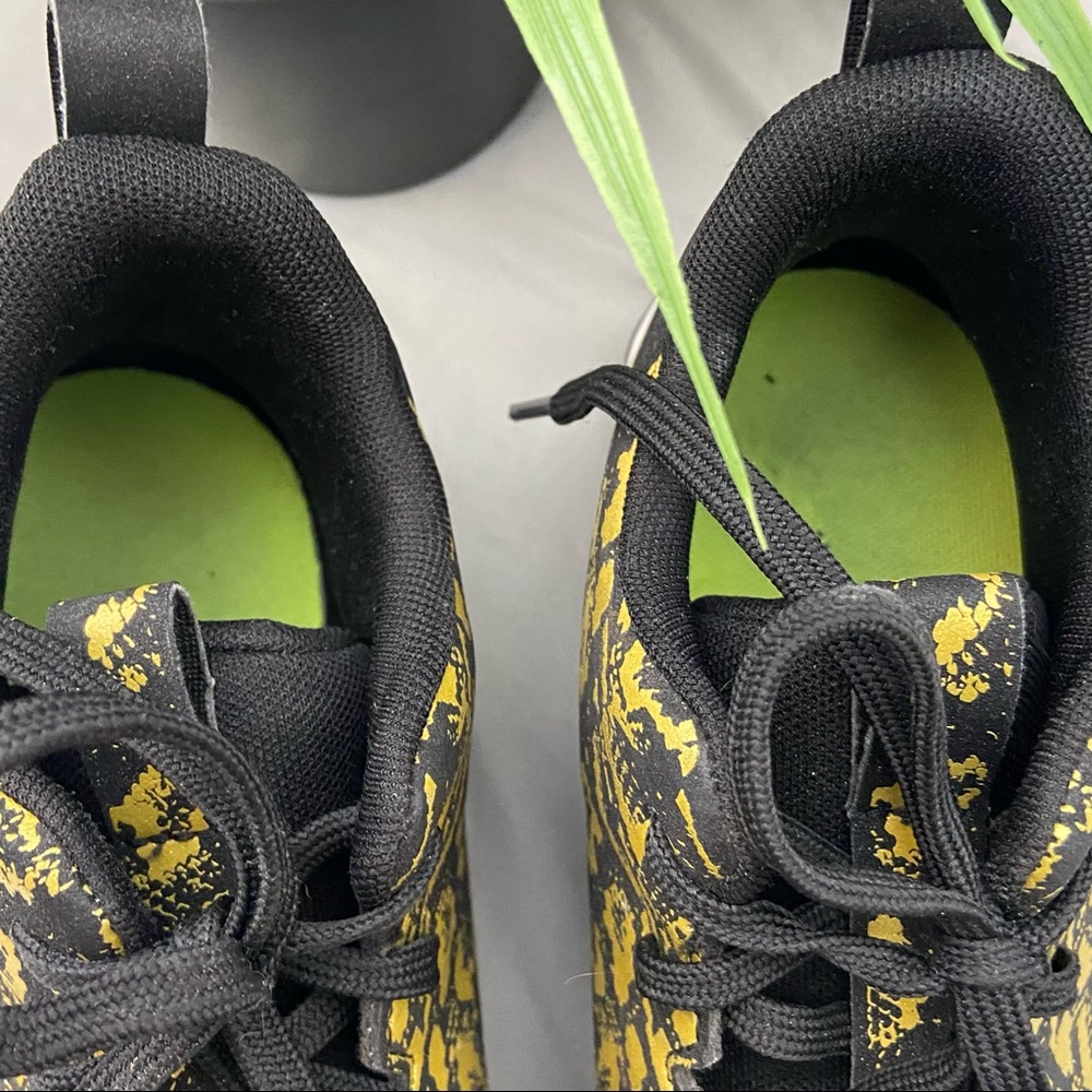 Under Armoir Cleats - Picture 4 of 11